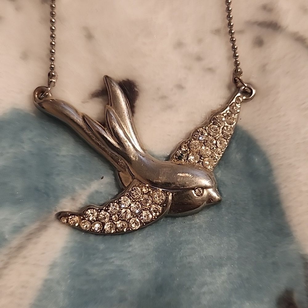 Bejeweled Spareow Necklace